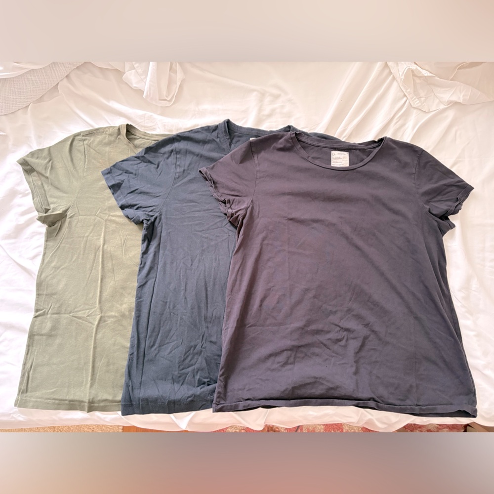 Stylish Women's Organic Cotton Tee Trio - Olive, Navy, Charcoal